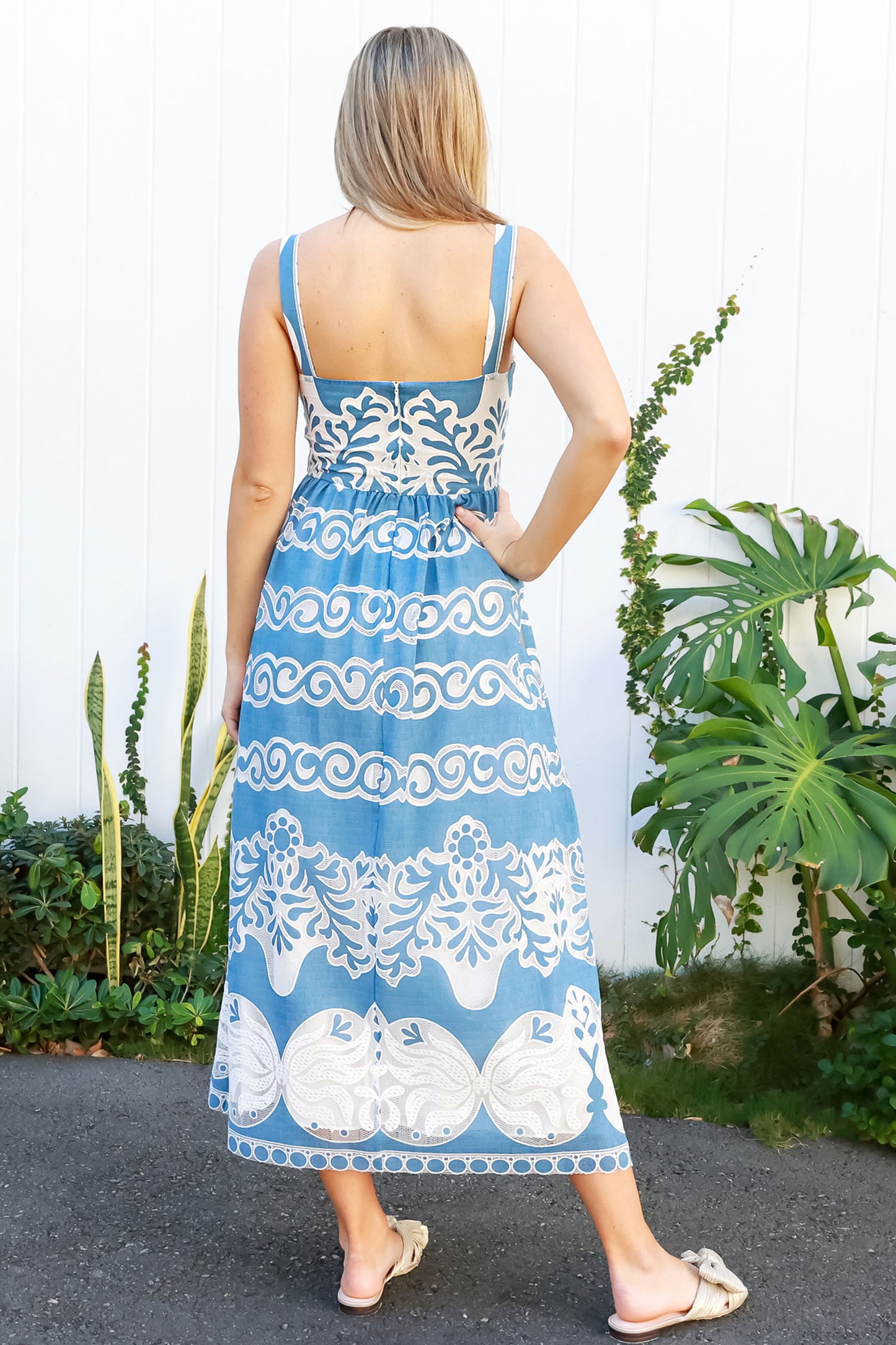 Ninet Lace Dress - FINAL SALE