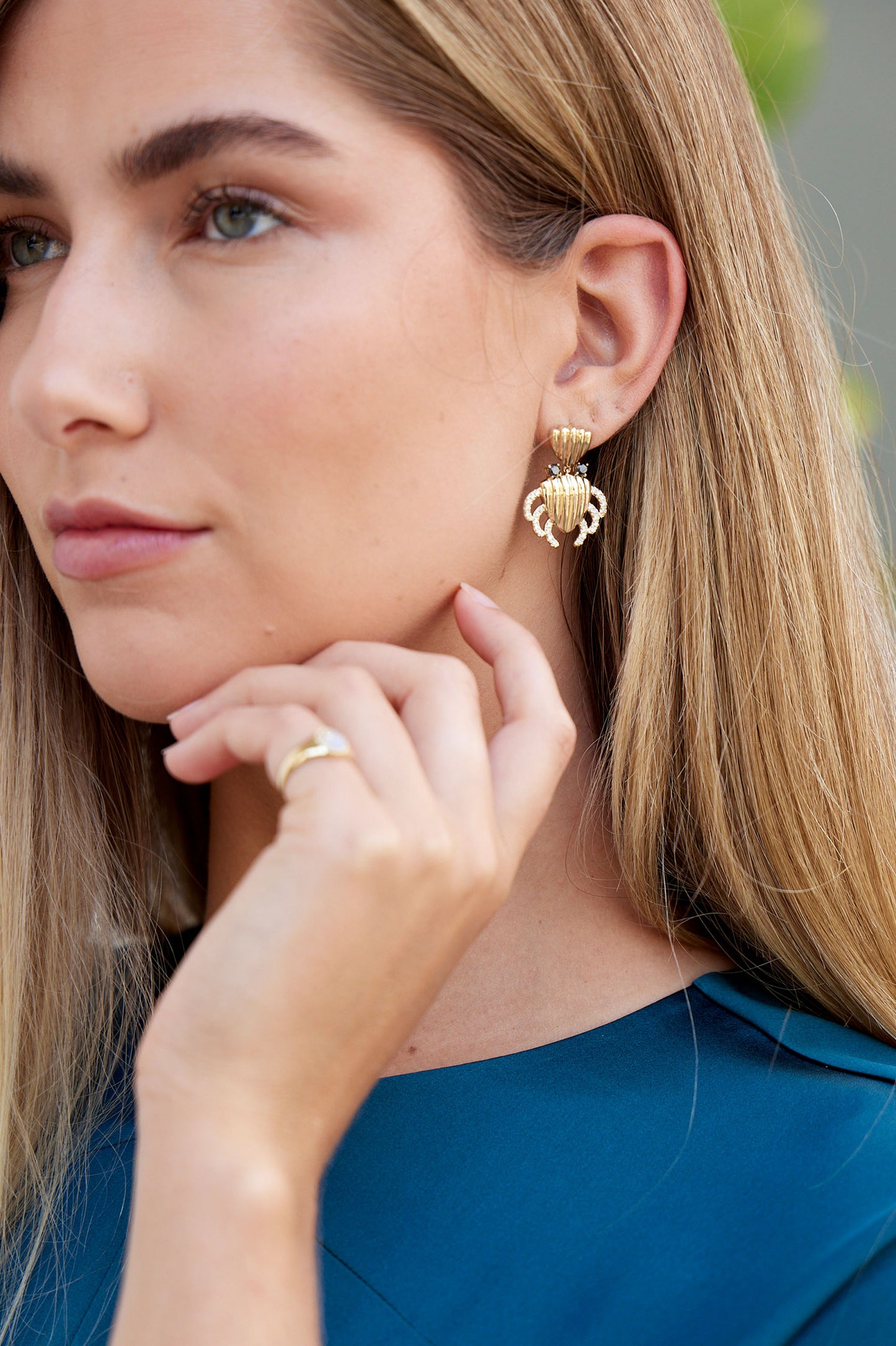 Shell Crab Earrings