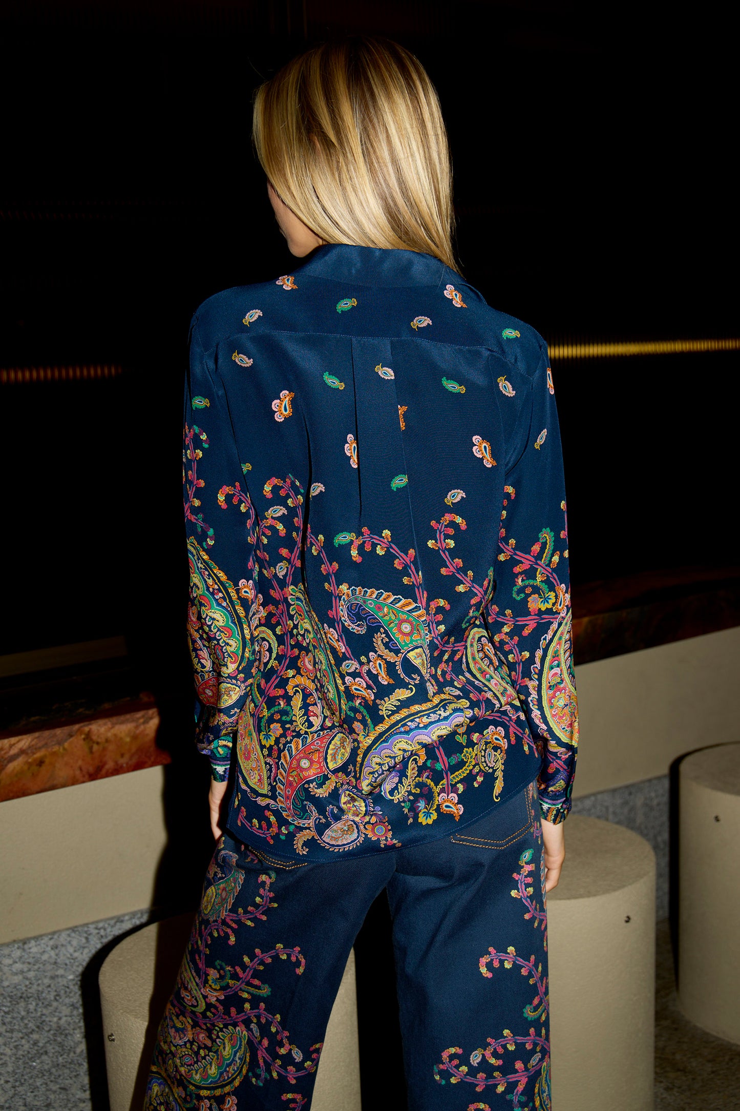 Regular Fit Shirt with Side Vents