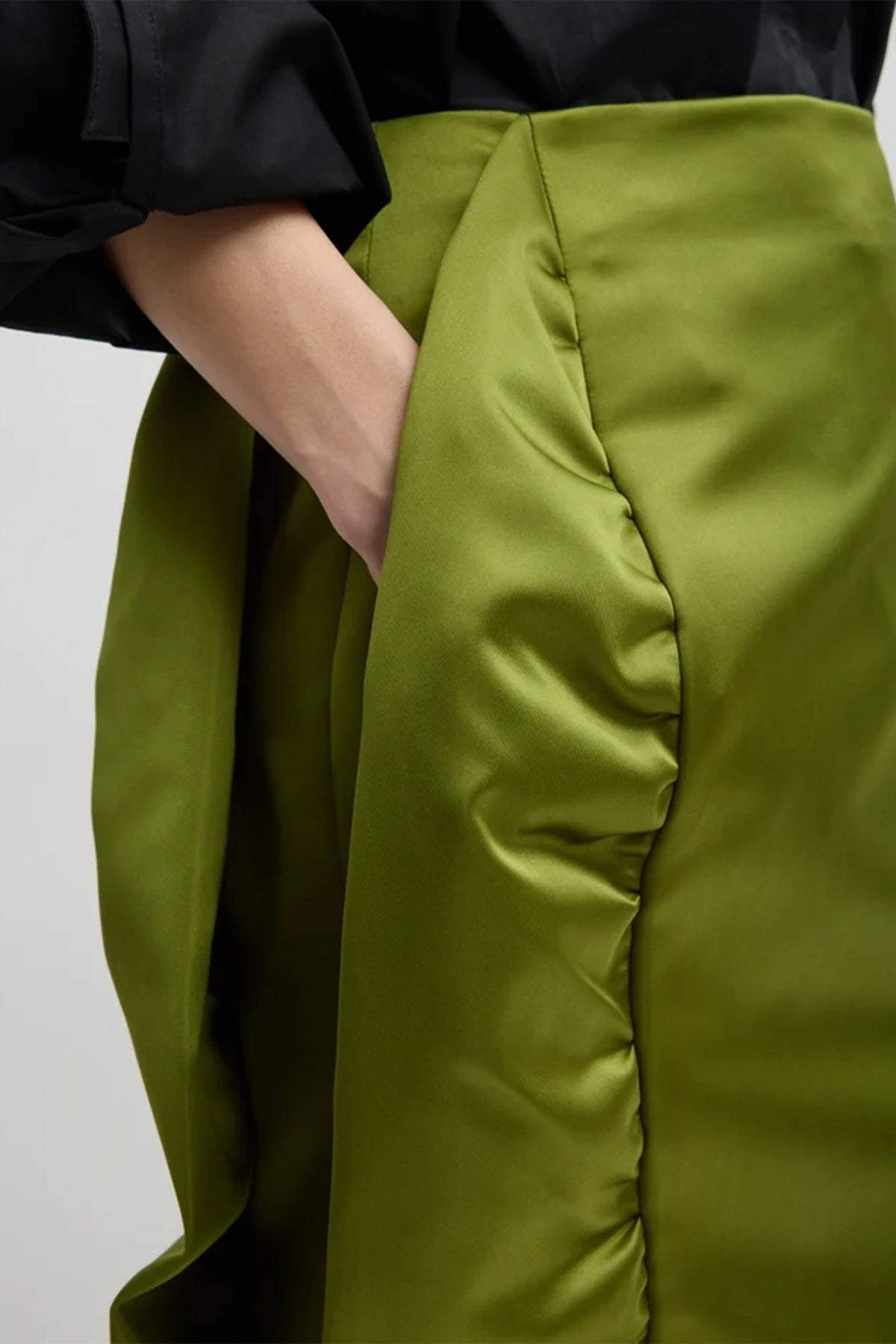 Tech Satin Side Ruffle Skirt
