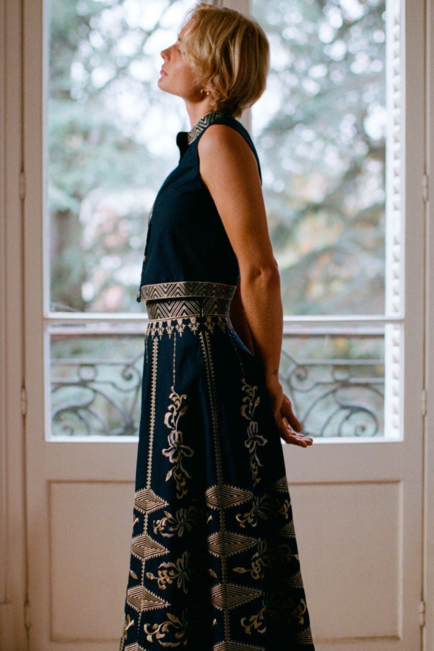 Andorra Iris Embroidery Top