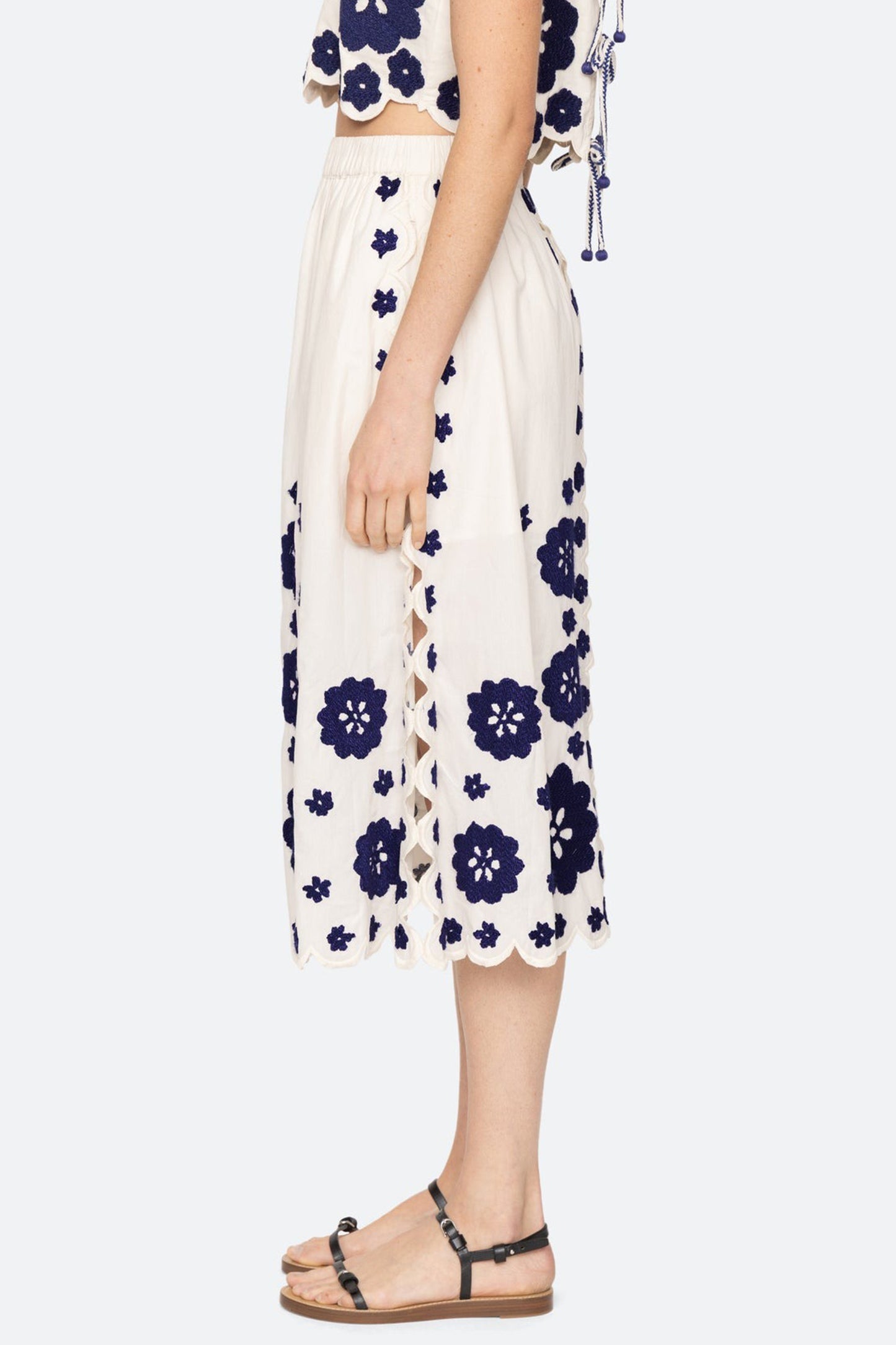 Catrine Applique Midi Scallop Skirt