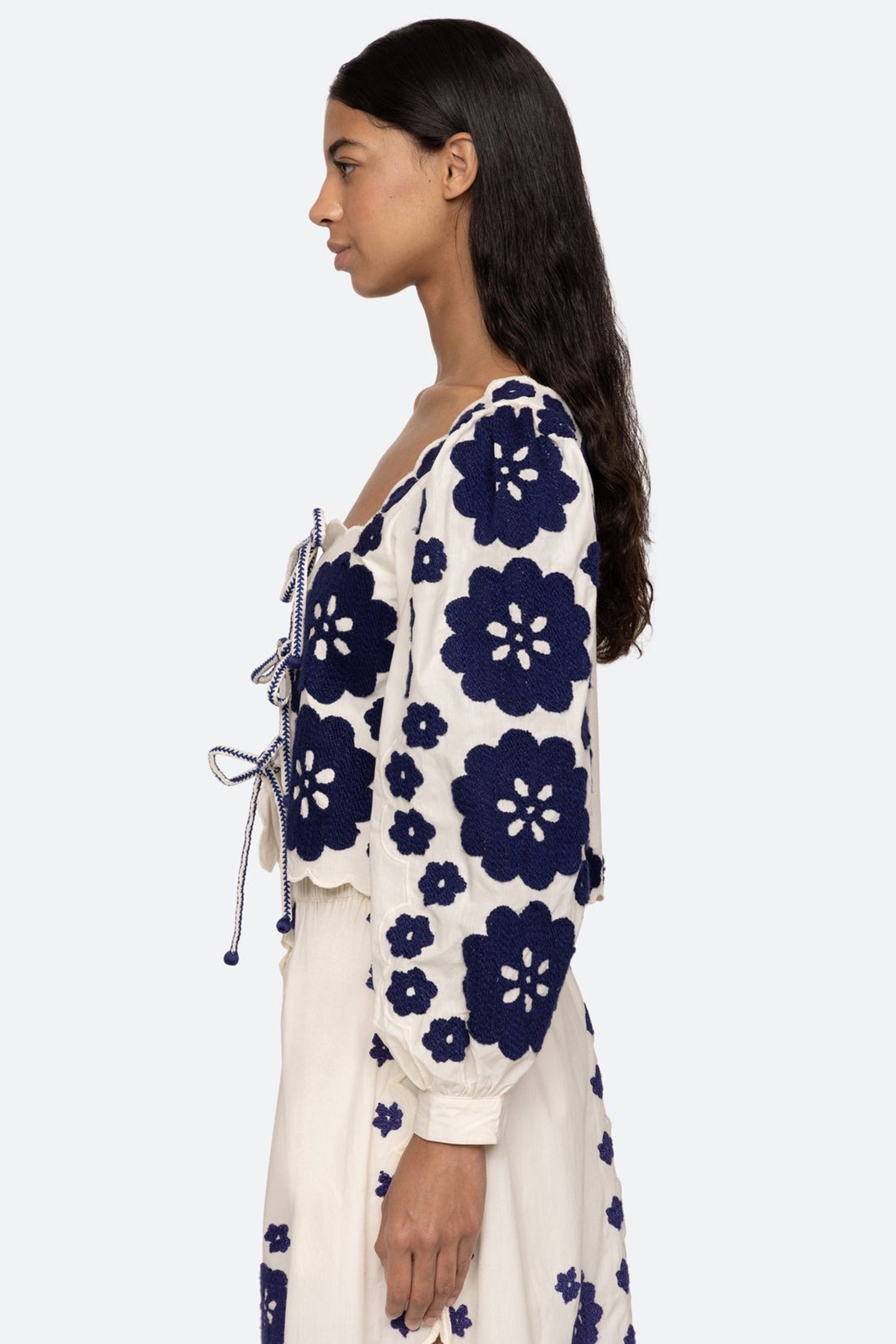Catrine Applique L/SLV Top