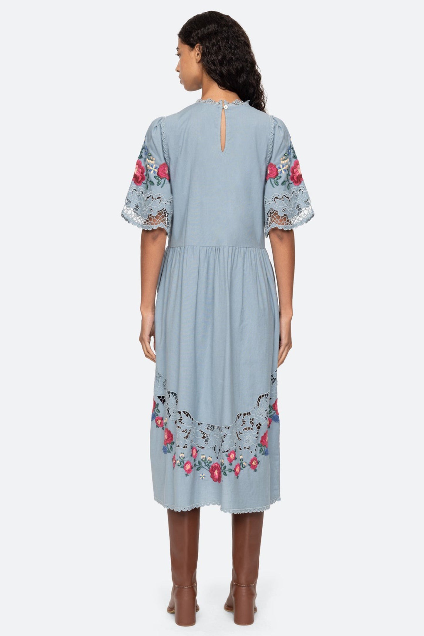 Rosaline Embroidery S/SLV Midi Dress
