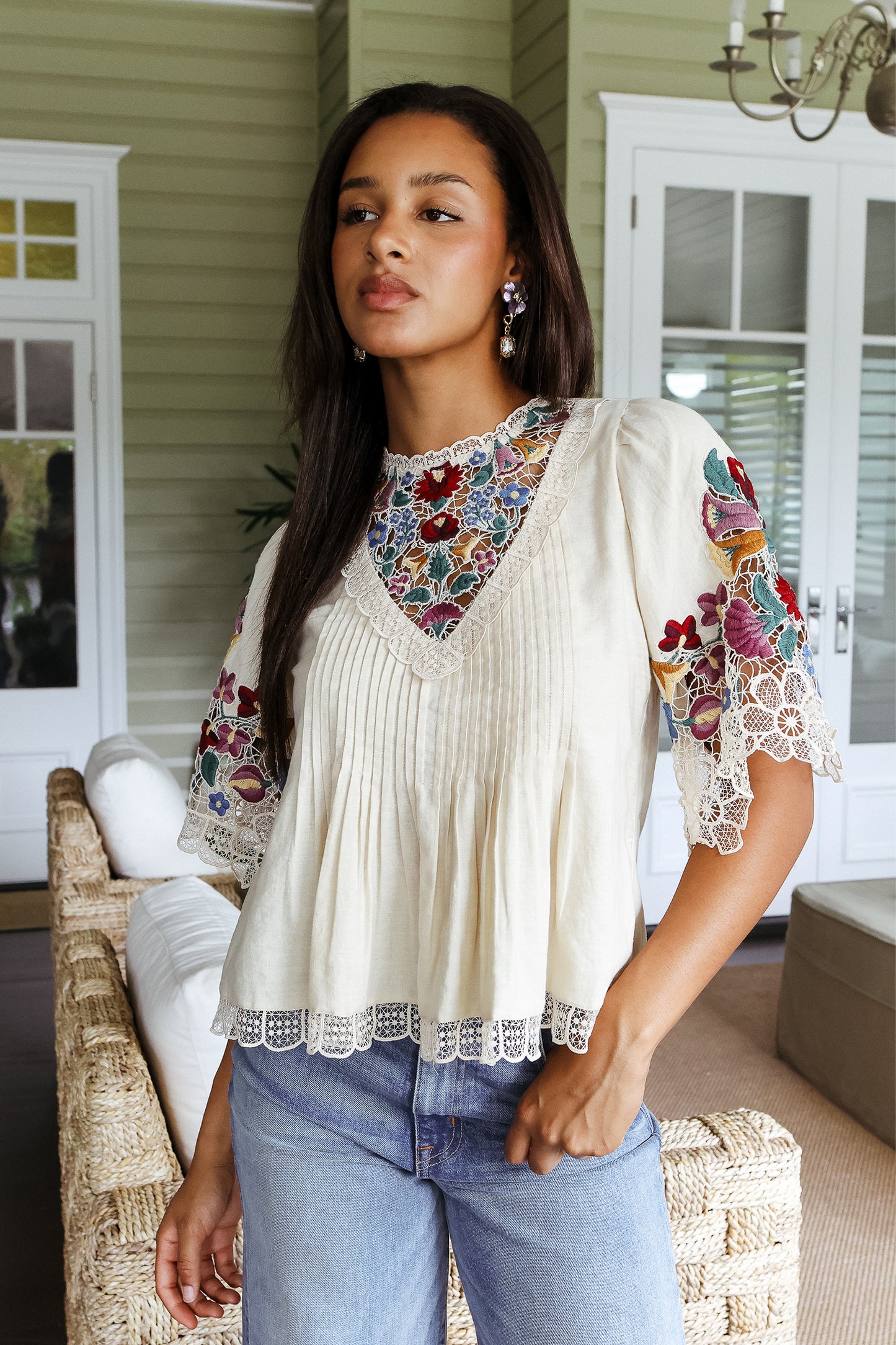 Katherine Embroidery S/SLV Top