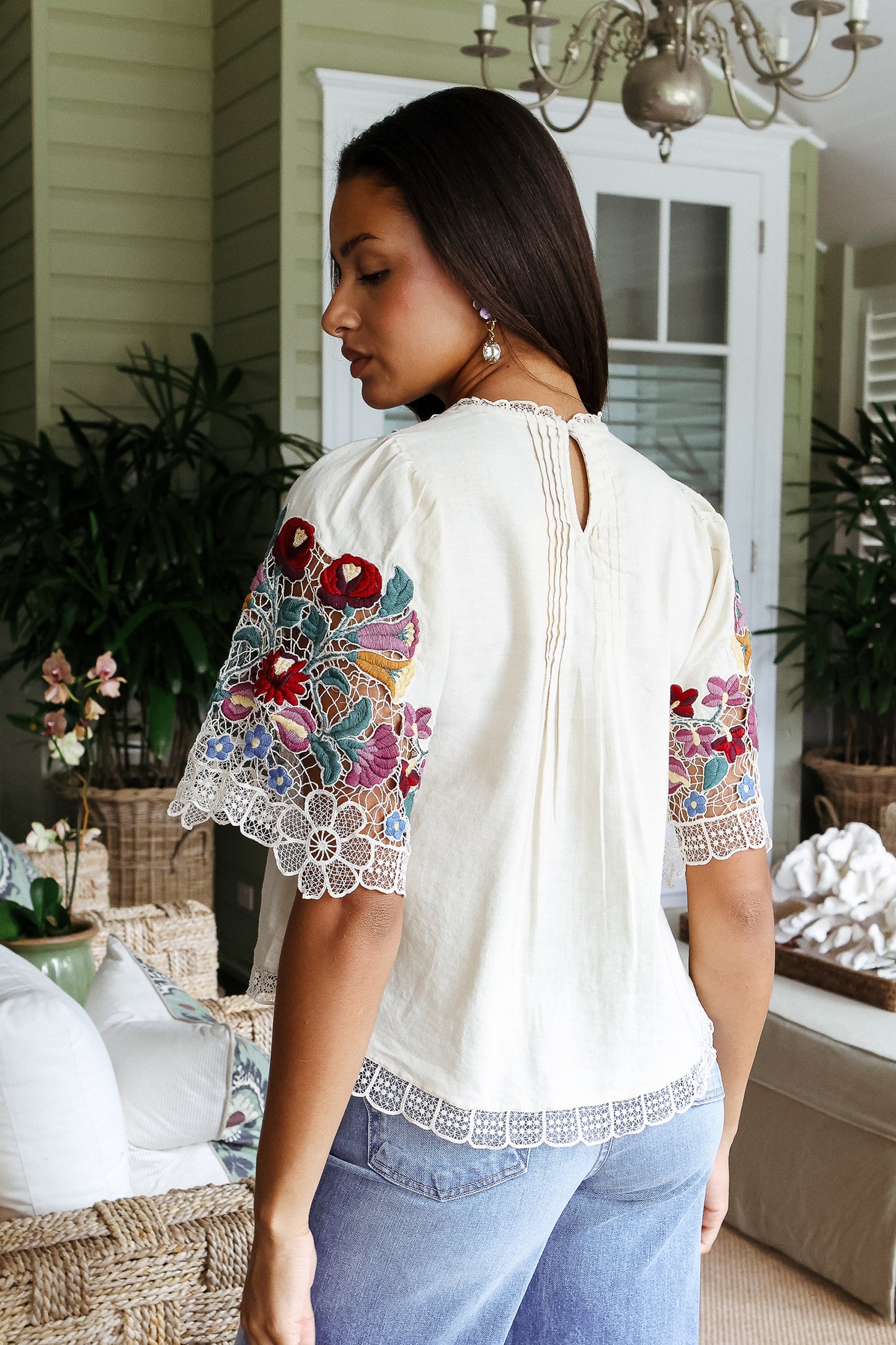 Katherine Embroidery S/SLV Top
