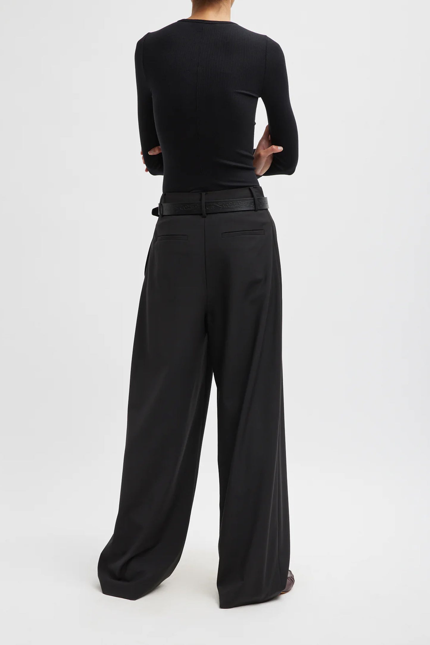 Circular Ribbed Crewneck Pullover Top