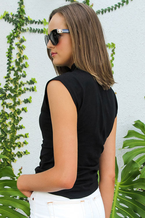 Mockneck Tee