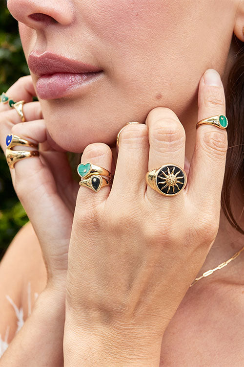 Mini Oval Signet Ring