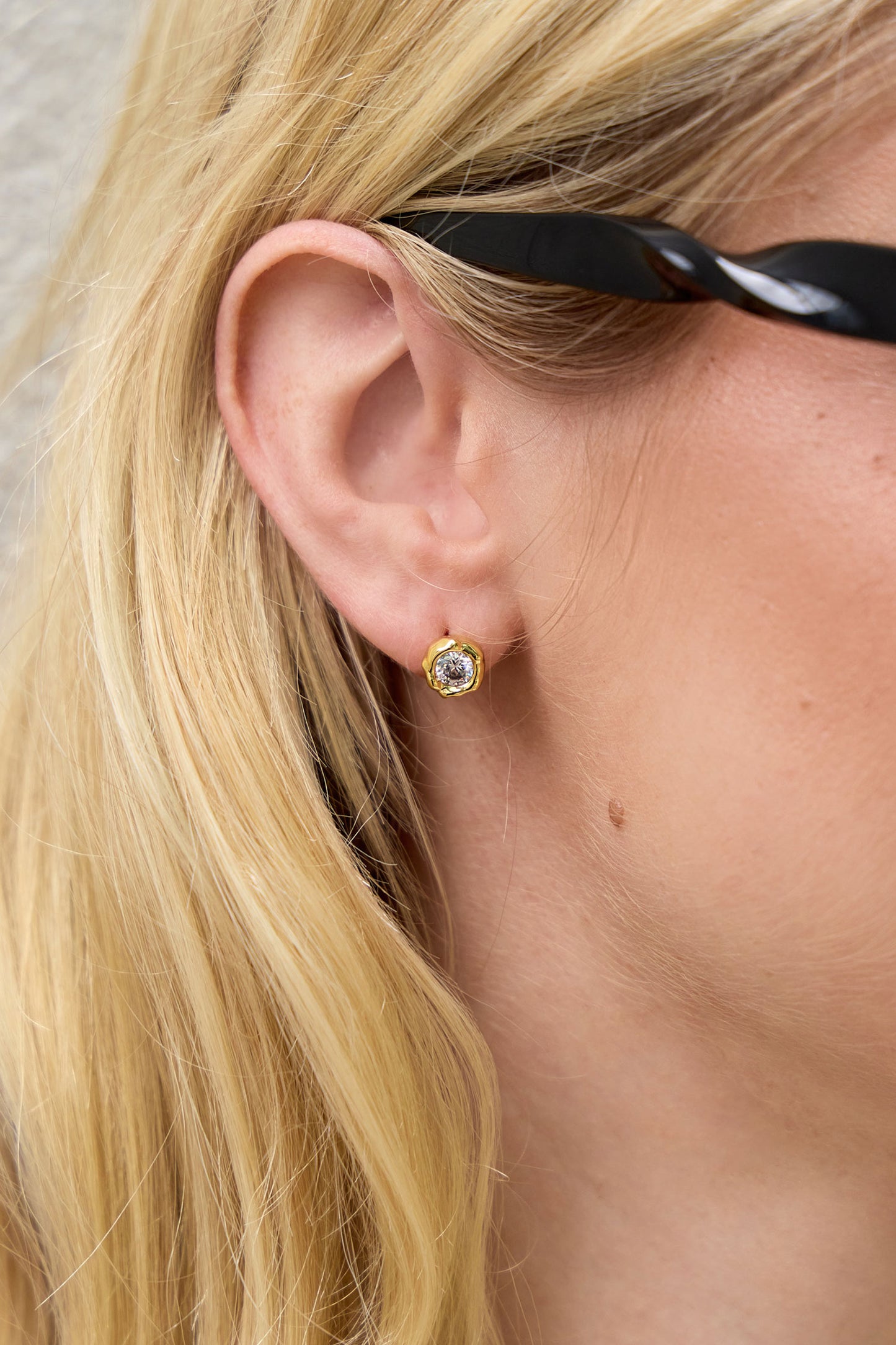 Asterales Molten Stud Earrings