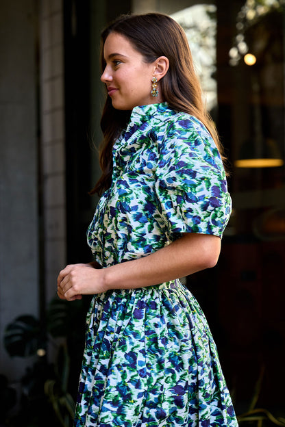 Volume Short Sleeve Blouse