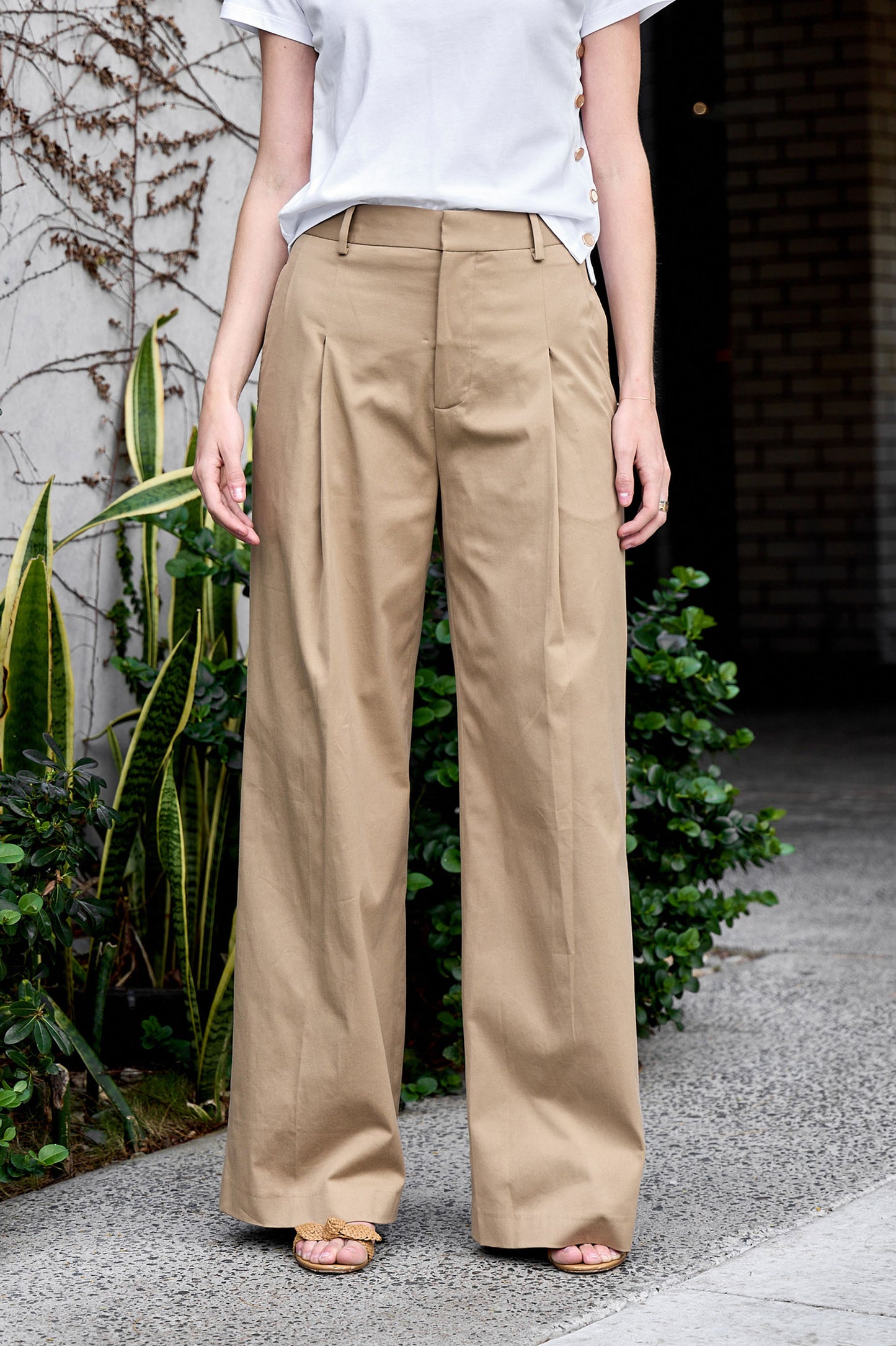 Pleated Wide Leg Pant