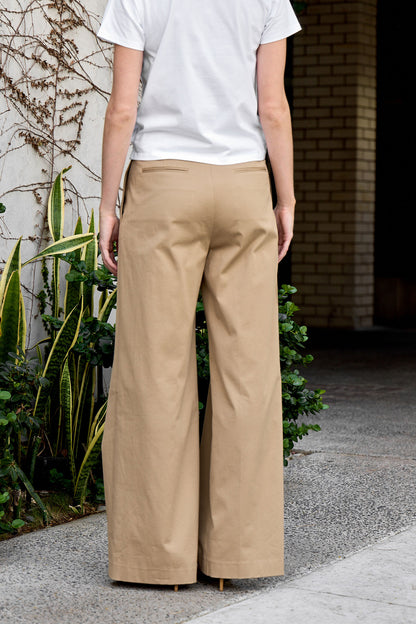 Pleated Wide Leg Pant