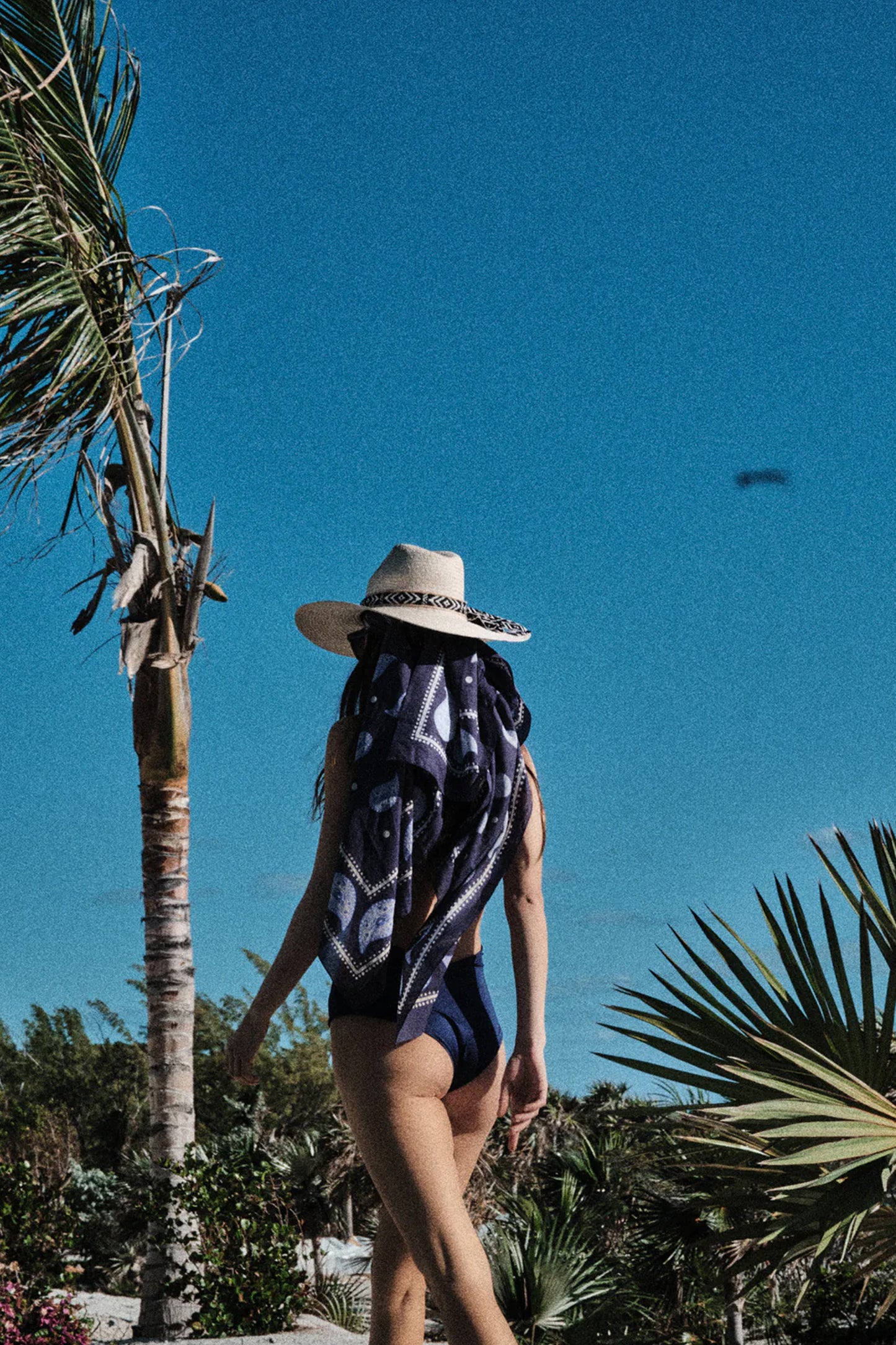 Vibrant Horizons Pareo