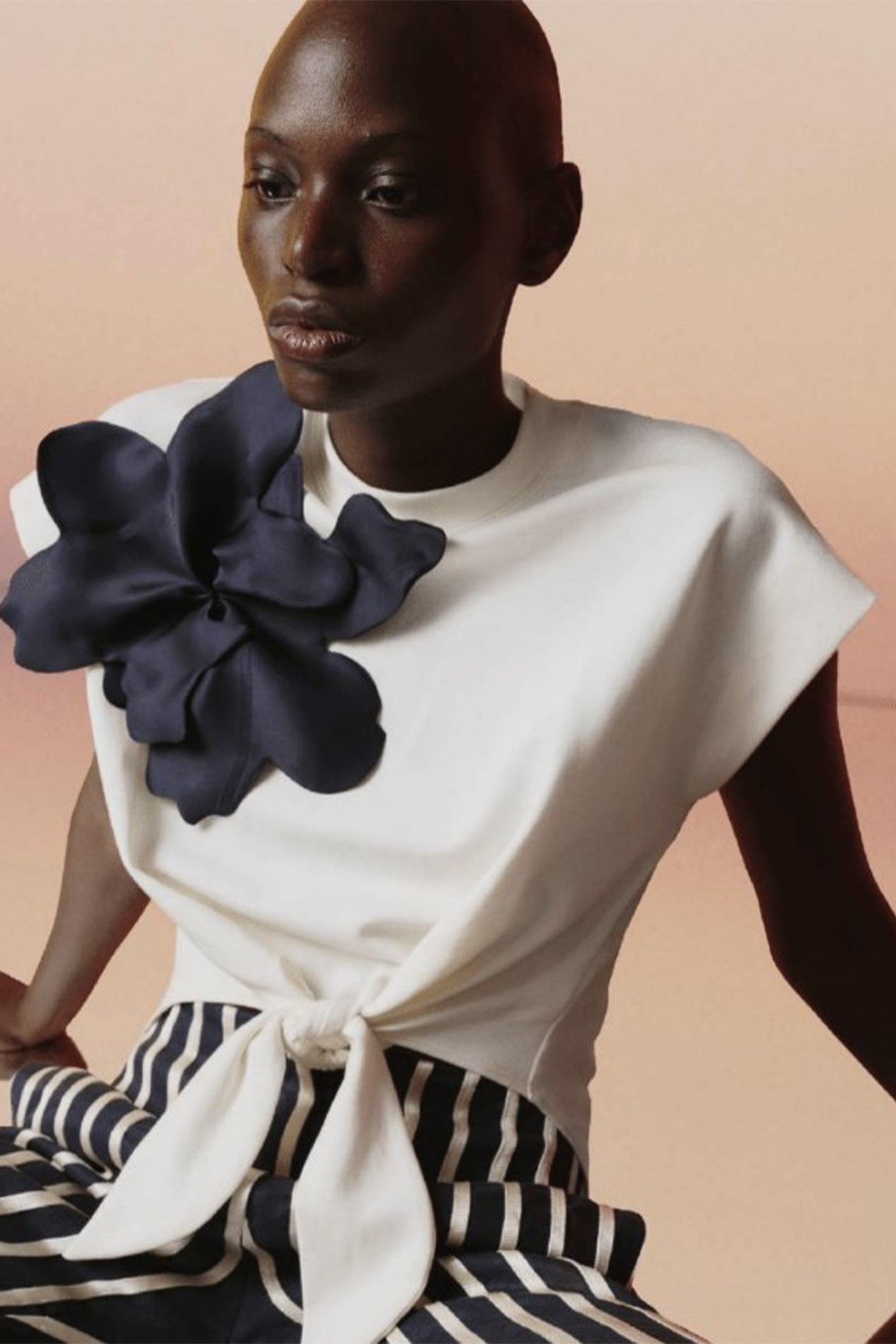 Upendo de Flor T-shirt
