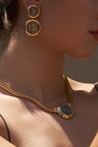 Antonia Necklace