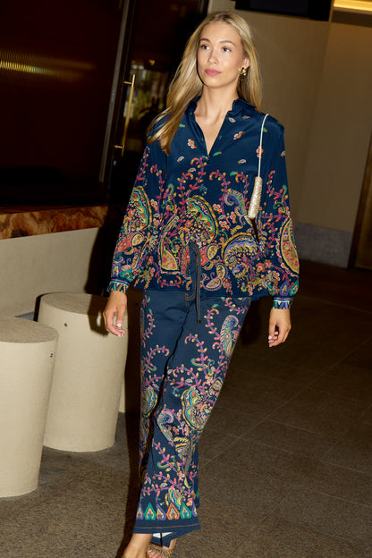 Wide Leg High-Waisted Jeans with Belt