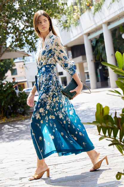 Nesoi Dress