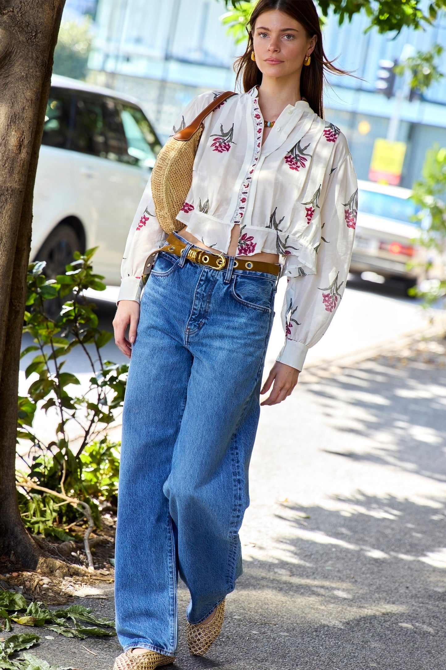 The Bow Jean