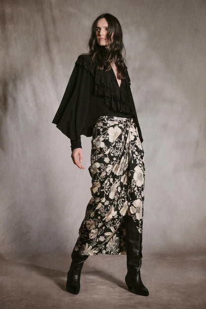 Silent Tension Skirt