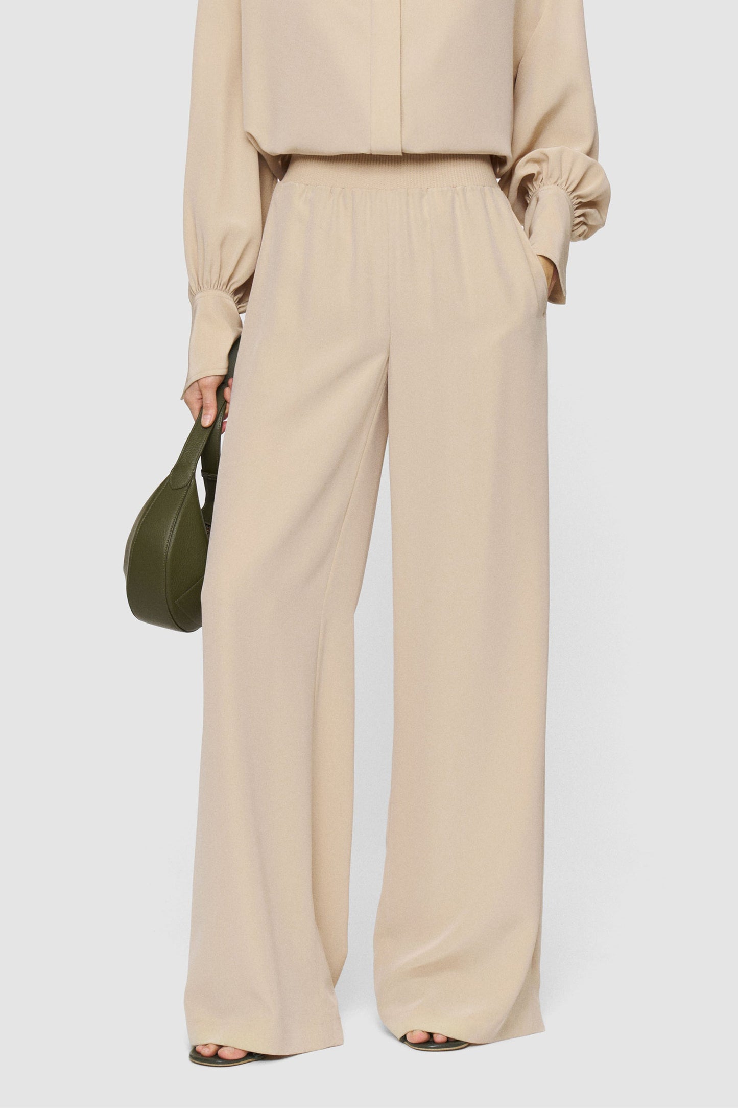 Nour Pant
