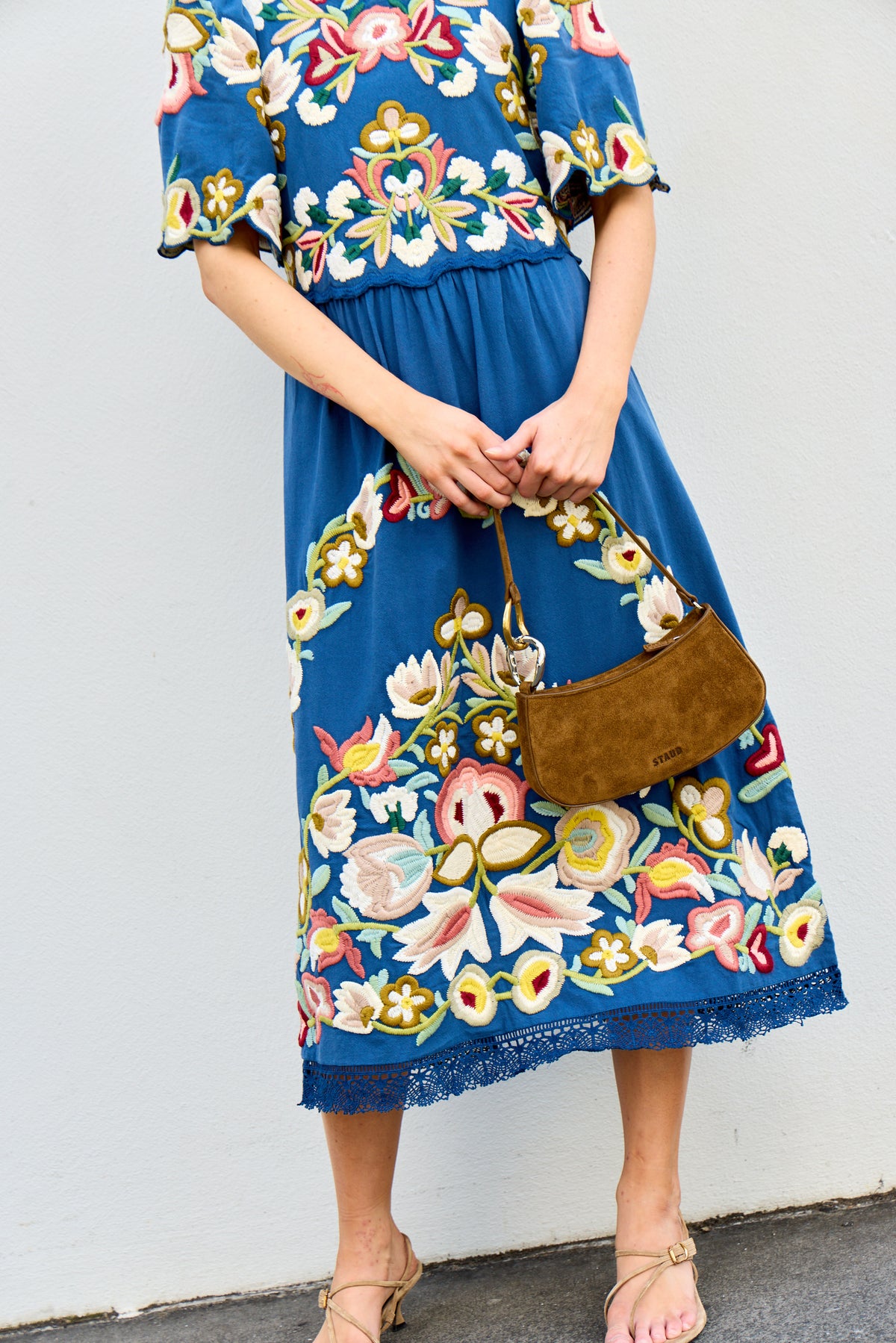 Wilhelminia Embroidered S/SLV Midi Dress