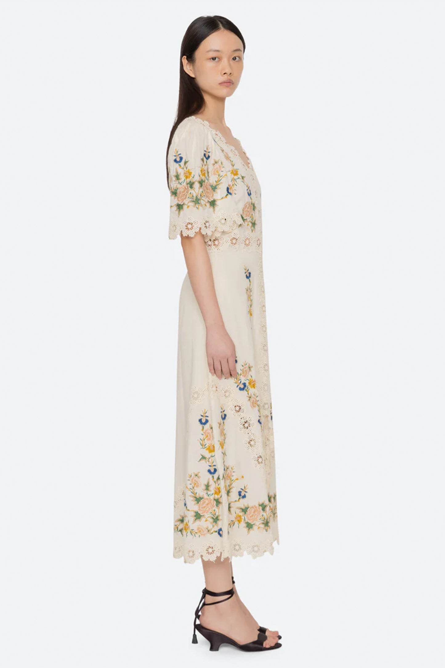 Adonna Emb S/Slv Midi Dress
