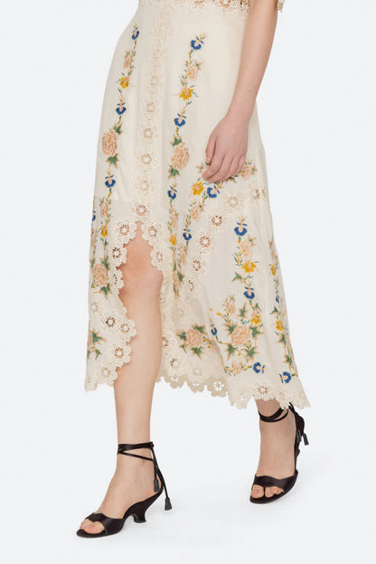Adonna Emb S/Slv Midi Dress