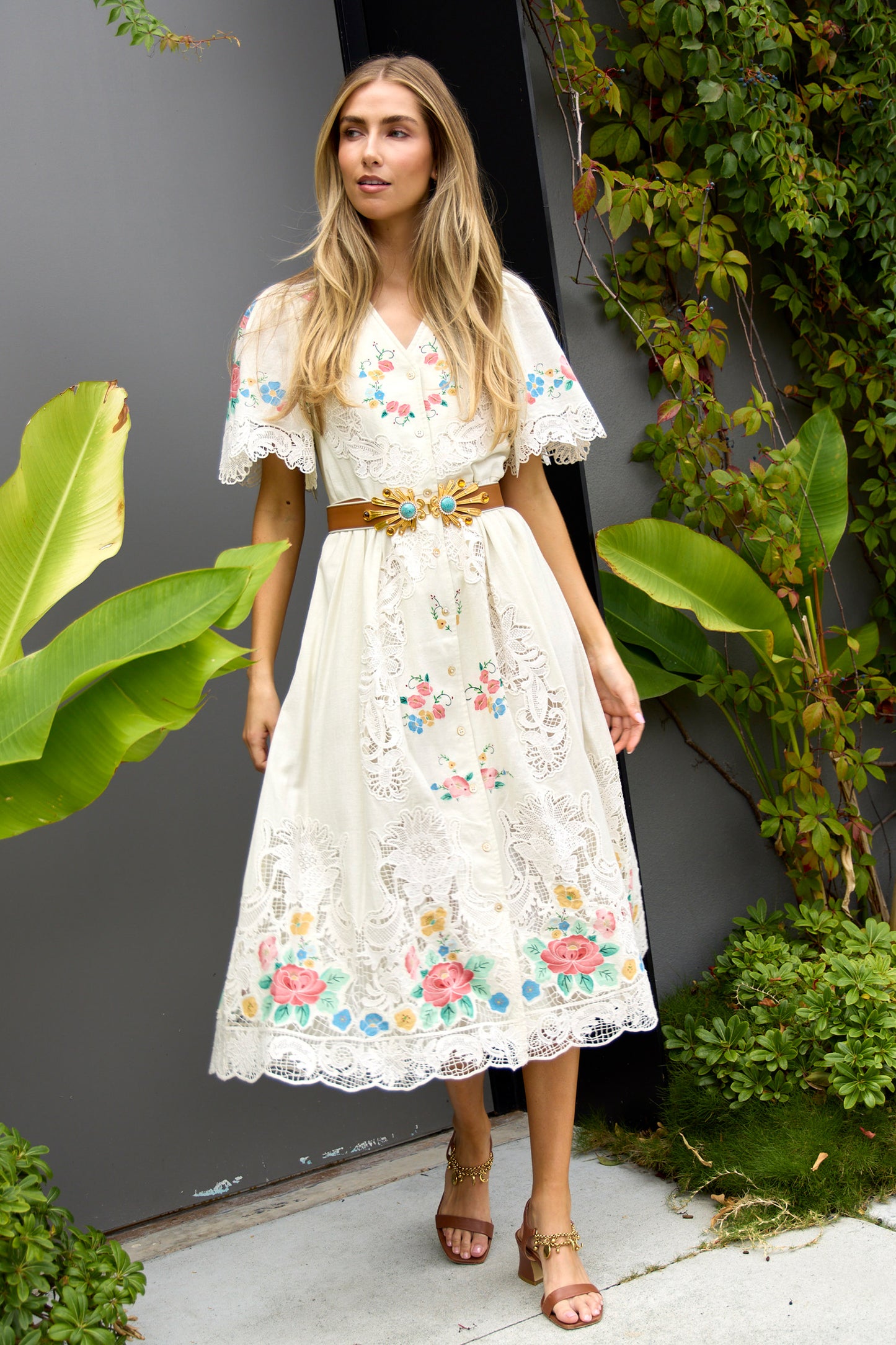 Astrid Embroidery S/Slv Midi Dress
