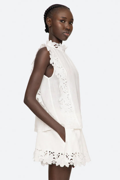 Eleannora Emb Slvless Top