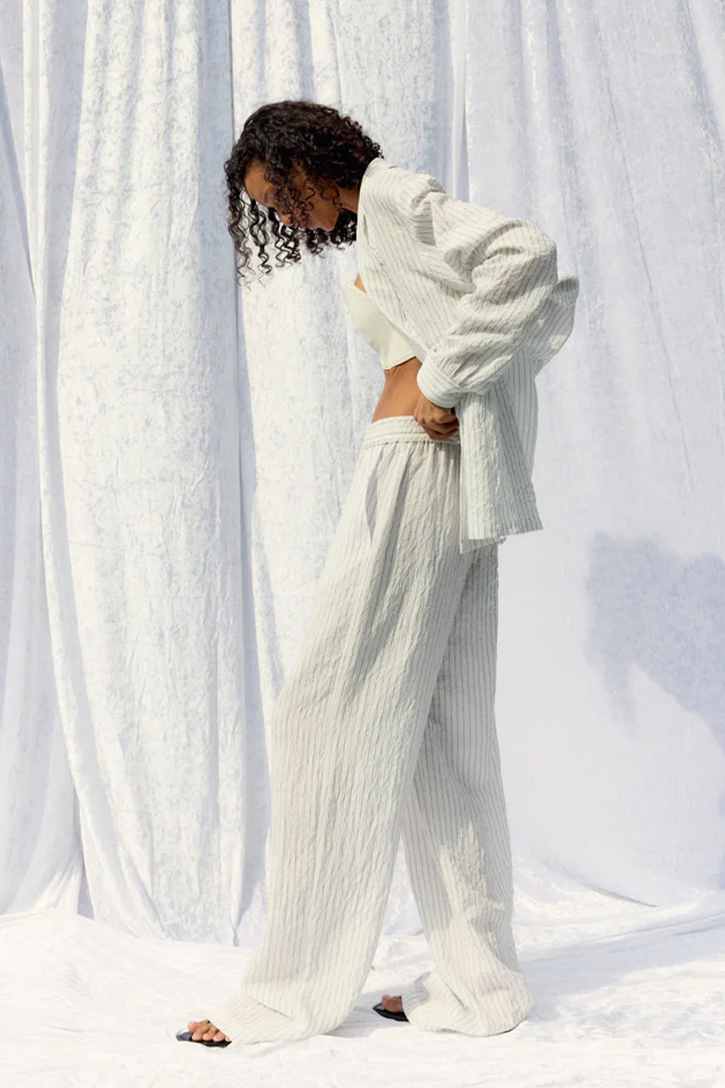 Crinkle Stripe Summer Suiting Wide Leg Pull On Pant