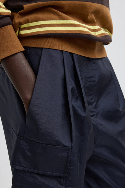 Crispy Nylon Stella Short