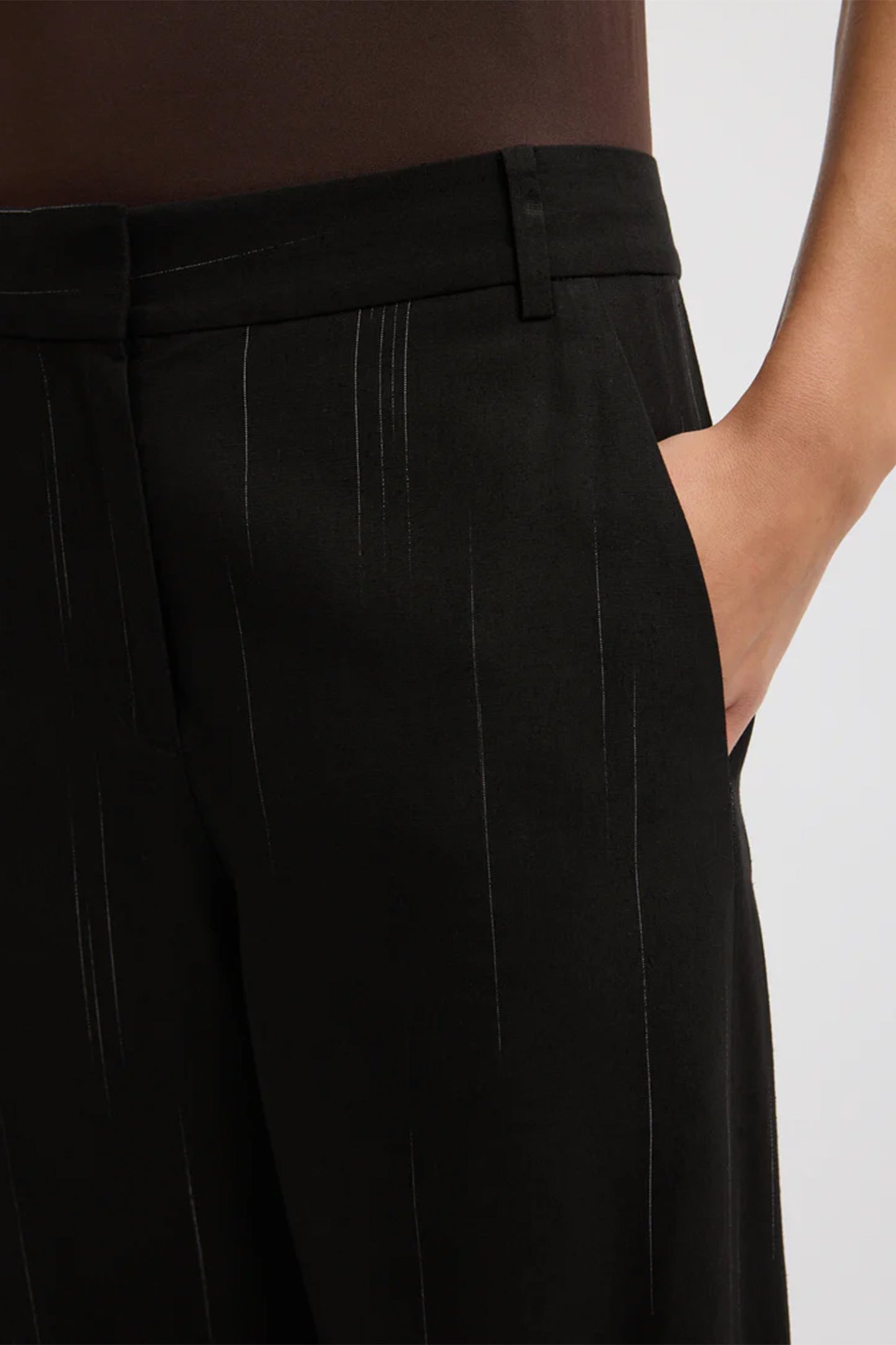 Reese Curved Ankle Pant