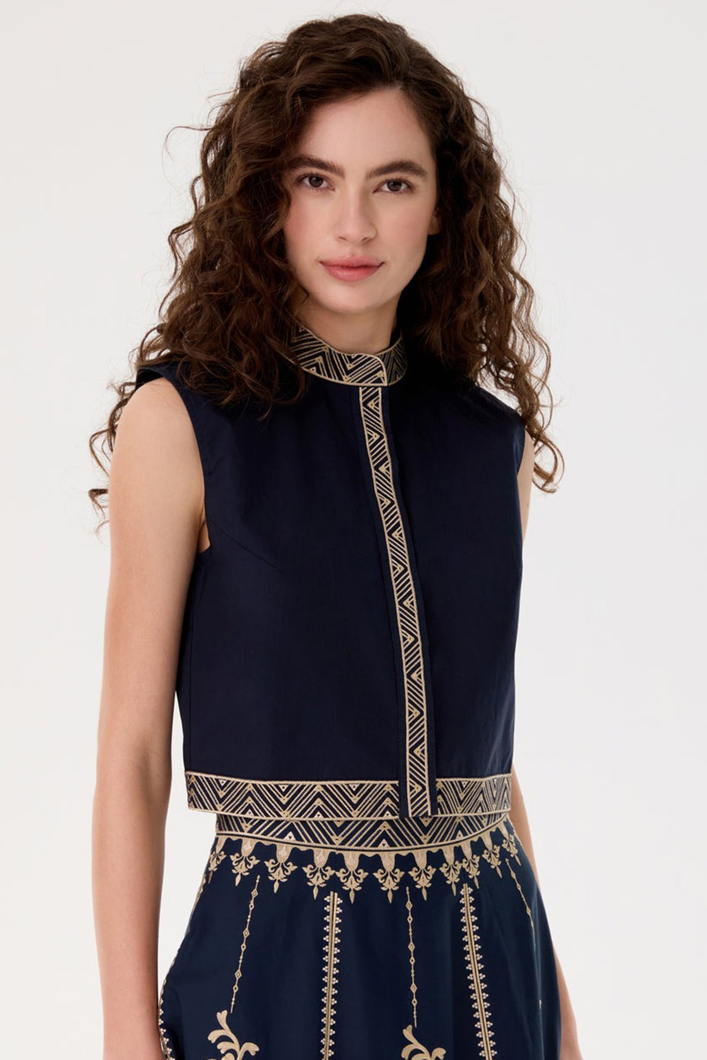 Andorra Iris Embroidery Top