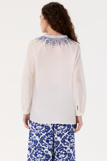 Ilizia Iris Embroidery Shirt