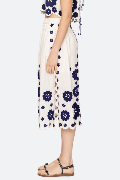 Catrine Applique Midi Scallop Skirt