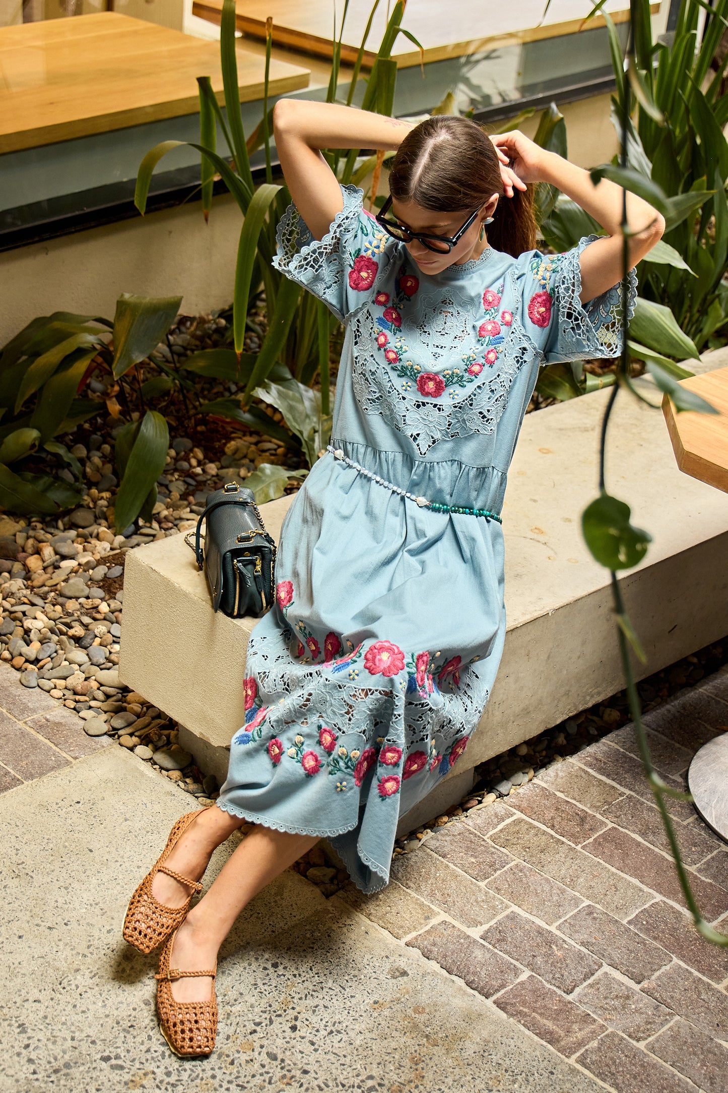 Rosaline Embroidery S/SLV Midi Dress