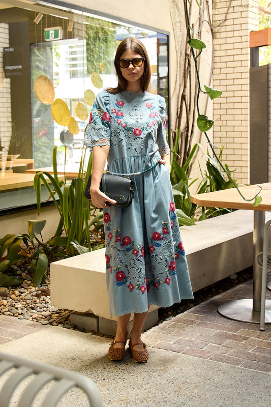 Rosaline Embroidery S/SLV Midi Dress