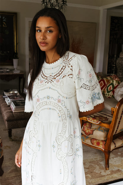 Vesna Embroidery S/SLV Dress