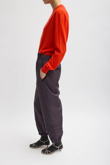 Crispy Nylon Wilt Pull On Jogger