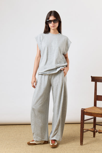 Light Weight Sweatshirting Sleeveless Easy Top