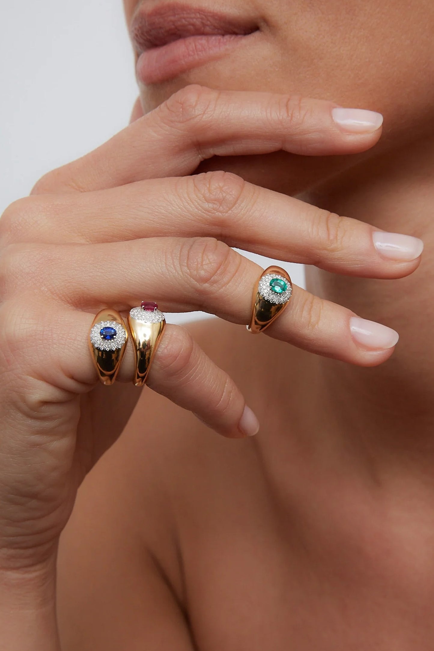 Mini Diamond Pompadour Signet Ring