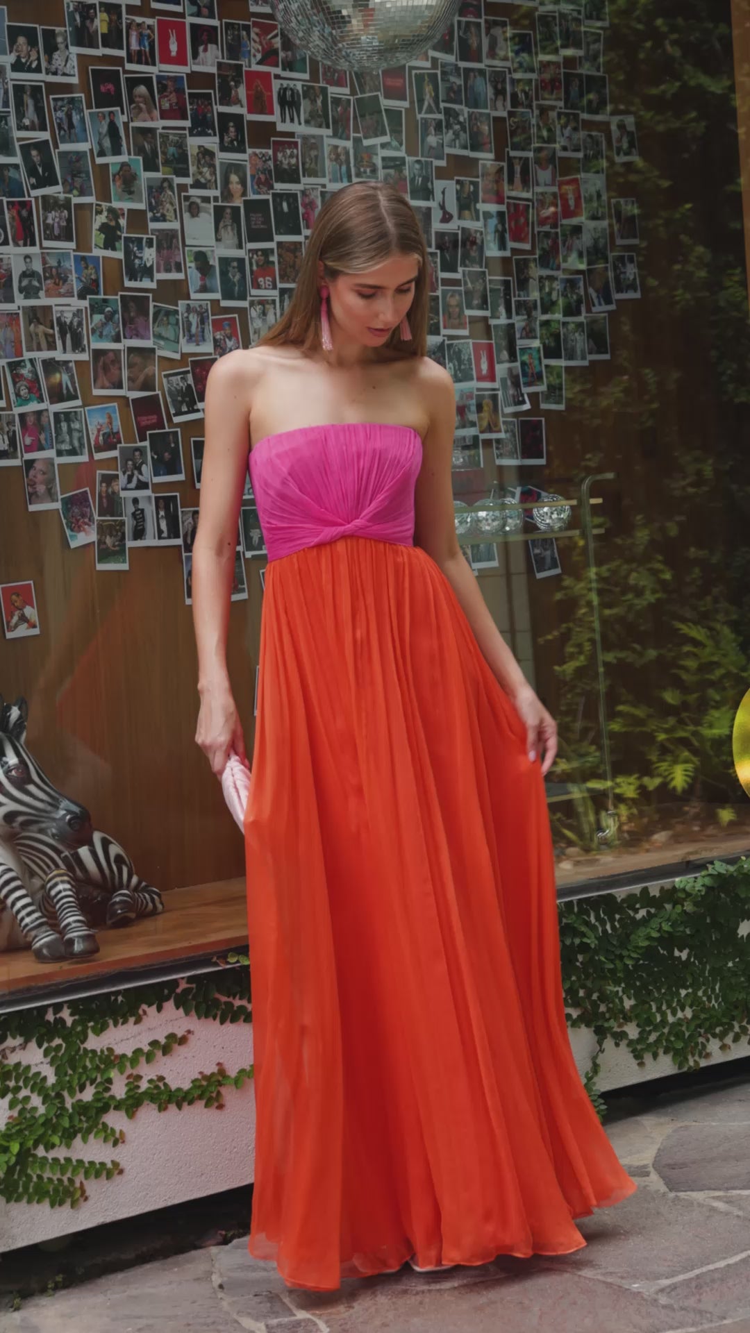 Load video: New Saloni